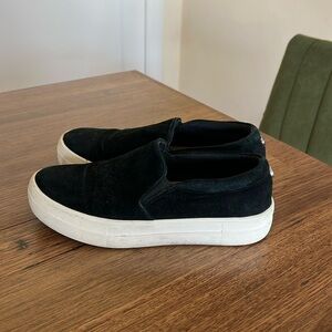 Steve Madden slip on sneakers